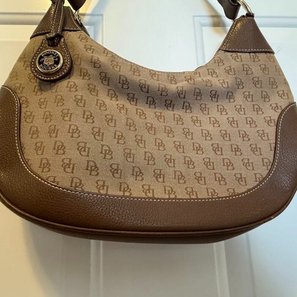 Vintage Dooney & Bourke monogram shoulder Bag brown Leather & DB monogram - Picture 2 of 15